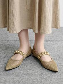 CUCCOO BIZCHIC 女士休闲百搭通勤简约镂空金属装饰尖头平底鞋 - 杏色 - 查看 4