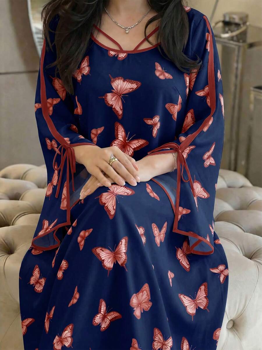 Al Najma 大码女式蝴蝶印花系带袖阿拉伯风格连衣裙 - 藏蓝色 - 查看 1