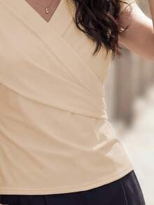 EMERY ROSE New Spring/Summer V-Neck Crossed Shoulder Short Sleeve Fitted Backless Stylish Blouse For Women - Apricot - View 3