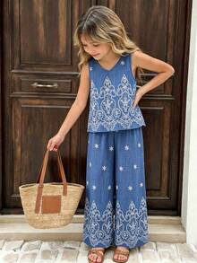 SHEIN Bộ 2 món cho bé gái, kiểu dáng thường ngày, chất liệu vải dệt kim tre, chất liệu có nơ trang trí, cổ chữ V, không tay, vạt khoét rỗng, dáng rộng và quần ống rộng cạp chun, thích hợp cho mùa xuân/hè. - Màu xanh lam - Xem 1