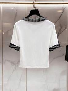 SHEIN Franclia 女士条纹拼接 Polo 领短袖 T 恤，印花通勤休闲短袖衬衫领纽扣上衣，2026 春夏新款上衣 - 黑與白 - 查看 2