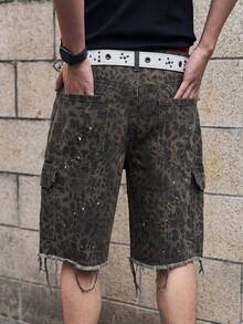 Manfinity EMRG Quần short denim nam in chữ và họa tiết da báo, túi hộp, gấu quần rách. - Nhiều màu - Xem 2