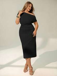 Auralis Plus Size Asymmetric Neckline Fitted Elegant Dress - Black - View 3