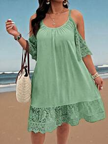 EMERY ROSE Gaun Midi Kasual Liburan Ukuran Plus dengan Kain Kerut Berenda Kontras, Bahu Terbuka, Lengan Pendek, Tali Renda, Leher Bulat, dan Hem Berenda Kontras. - Mint Green - View 4