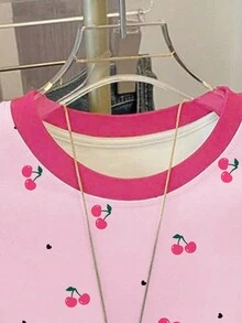 少女休闲可爱樱桃图案撞色印花短袖T恤，舒适透气，适合春夏穿着，日常百搭，返校季、姐妹装、度假皆宜。 - 彩色 - 查看 3