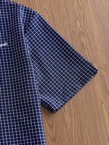 SWAVVY Kemeja Kasual Lengan Pendek Pria Motif Kotak-kotak dengan Kancing Depan - Navy Blue - View 4
