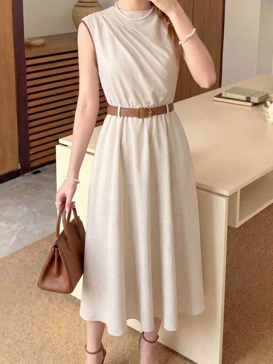 SHEIN 优雅的卡其色纯色无袖连衣裙,搭配撞色腰带,适合返校季穿着。 - 彩色 - 查看 1