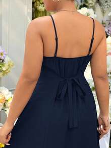 SHEIN EZwear 大码女士纯色休闲度假连衣裙，轻盈梭织面料，可调节细肩带，A字廓形，后背蝴蝶结系带，适合夏季花园派对和日常穿着，藏蓝色 - 藏蓝色 - 查看 2