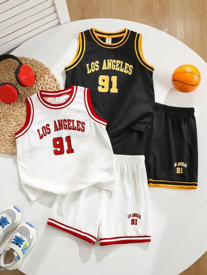 SHEIN Bộ 4 món đồ thể thao thường ngày cho bé trai, áo sơ mi cổ tròn và quần short in chữ, trang phục trẻ em, quần áo bé trai đi học. Thích hợp cho tiệc sinh nhật, tiệc tùng, biểu diễn, đám cưới, lễ rửa tội, lễ khai giảng. Thích hợp cho sử dụng hàng ngày, thích hợp cho đi học, thích hợp cho du lịch, thích hợp cho thể thao, thích hợp cho mùa xuân, mùa hè.