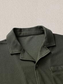 Mercer Haus 男士寬鬆版型純色商務休閒 Polo 衫，適合夏季度假海灘穿著 - 軍綠色 - 查看 3