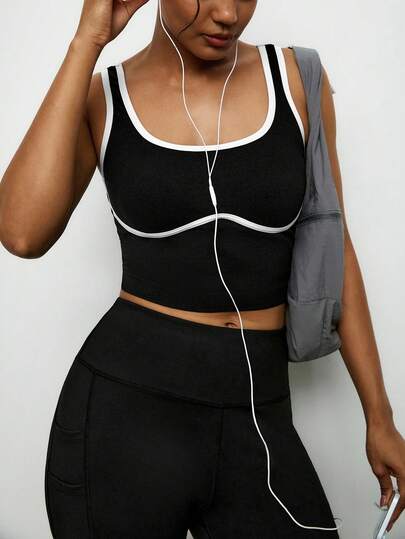 Voyena Débardeur de sport en maille imprimée pour femmes grandes tailles, sans manches, avec design de bordure contrastée. à la mode et polyvalent, convient pour de multiples occasions