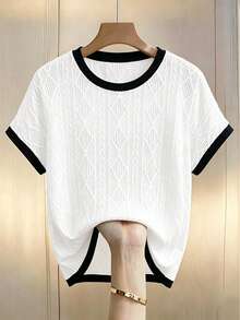 GlowEve CURVE Camiseta Plus Size Casual com Detalhes em Blocos de Cor - Branco - Ver 1