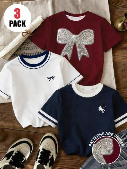 Bộ 3 món cho bé gái tuổi teen: Áo thun ngắn tay in hình hiệp sĩ, nơ thắt cổ, áo thun đỏ phối màu xanh navy, xanh dương và trắng, trang trí ngọc trai giả, kiểu dáng đa năng thích hợp cho đi chơi, thường ngày và dự tiệc.