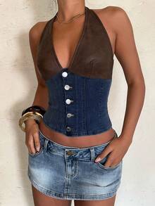 Aloruh Top de mujer de mezclilla ajustado con botones en contraste, cuello halter y espalda descubierta - Azul lavado medio - Ver 7