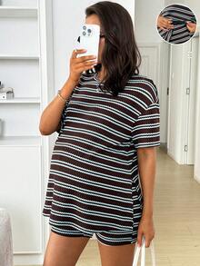 SHEIN Bộ 2 món áo thun và quần short kẻ sọc dành cho bà bầu. - màu nâu - Xem 1