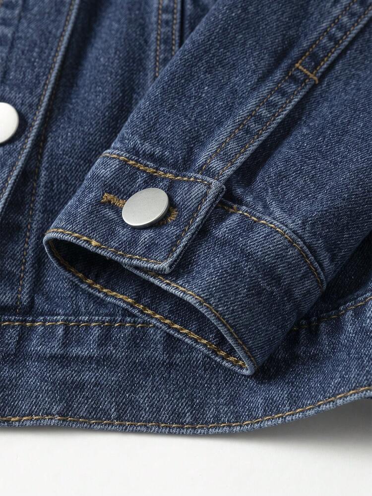 Sparklyn Áo khoác denim cotton mềm mại dành cho nữ tuổi teen, dáng rộng, thời trang, đa năng, thoải mái, tối giản, dễ phối đồ, thiết kế túi phía trước, màu xanh đậm cổ điển, phù hợp cho mặc hàng ngày và đi nghỉ mát, mọi mùa. - Rửa tối - Xem 5