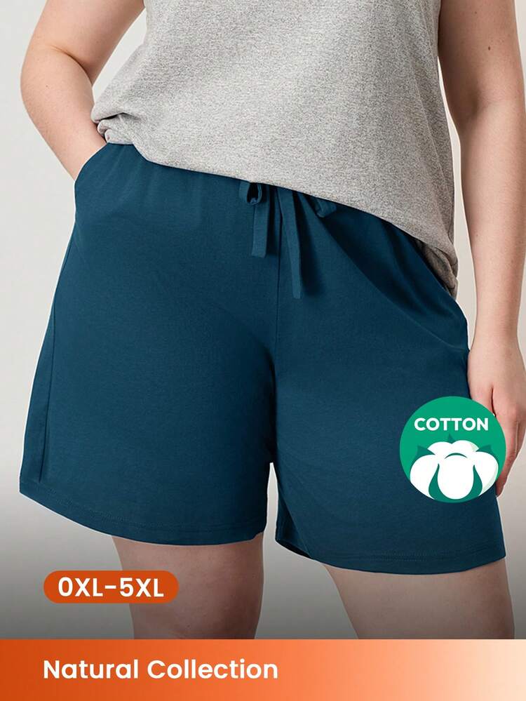 Plus Size Women's Minimalist Black Shorts