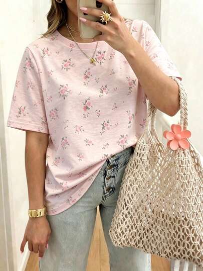EMERY ROSE Flowers Pattern,Graphic Tee,Summer Clothes,Women Top,Trending Now, Fashion Tops Shirts,Aesthetic T-Shirt, Gift For Sister, Gift For Mom,Casual Minimalist Fashion Top,