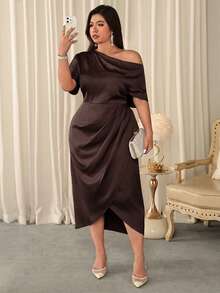 Firerie Plus Size Women Elegant Solid Color Asymmetrical Shoulder Dress - Coffee Brown - View 8