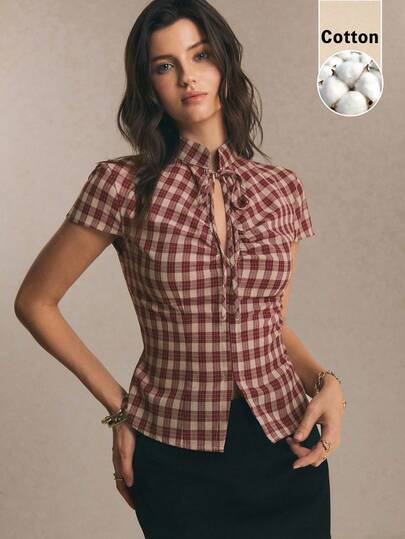 Poéselle Women's Plaid Minimalist Casual Short Sleeve Shirt