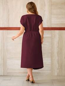 Roveilla Đầm maxi nữ cỡ lớn, màu trơn, cổ chữ V, eo nhún, trang trí khóa kim loại, eo điều chỉnh được, tay loe, dài đến đầu gối, kiểu dáng thanh lịch kiểu Pháp cổ điển, thích hợp cho công sở, thường ngày, đi nghỉ mát, mùa xuân/hè. - Màu Tím - Xem 2