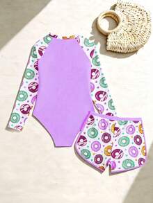 SHEIN Bộ đồ bơi cho bé gái tuổi teen, dễ thương và kín đáo, vải dệt kim in họa tiết bánh donut màu tím, có khóa kéo và miếng đệm ngực, bộ hai mảnh tay dài, đồ bơi liền thân với quần đùi bốn góc, thời trang và thoải mái, tinh tế và lộng lẫy, thích hợp cho bơi lội, thích hợp cho kỳ nghỉ hè, bãi biển, hồ bơi, tiệc mùa hè, kỳ nghỉ thư giãn. Bộ đồ bơi trẻ em màu tím tay dài chống nắng cho bé gái, đồ bơi hai mảnh họa tiết bánh donut. - Màu tím - Xem 2