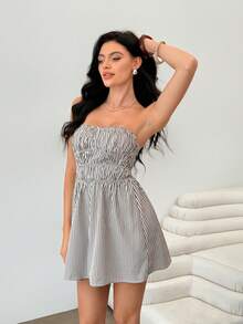 SHEIN Đầm mini dáng chữ A mùa hè dành cho nữ, màu nâu cà phê và trắng kẻ sọc, kiểu Pháp, cạp chun, ôm dáng, không dây vai, thích hợp cho kỳ nghỉ, đi biển, đi làm, thanh lịch, đa năng. - Cà phê - Xem 4