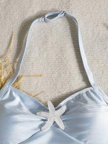 SHEIN Traje de baño de una pieza con textura de punto azul cielo con decoración de estrellas, diseño de cuello halter, adecuado para vacaciones de playa de primavera/verano para niñas preadolescentes - Celeste - Ver 5