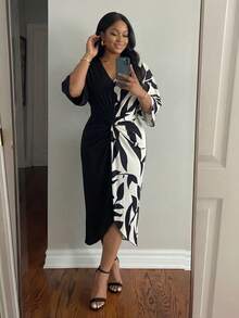 SHEIN Lady CURVE 大码优雅通勤撞色印花扭结中长连衣裙 - 彩色 - 查看 5