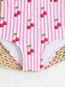 SHEIN Đồ bơi cho bé gái, Áo tắm liền thân họa tiết quả anh đào sọc hồng dễ thương bằng vải dệt kim, Áo tắm liền thân in hình quả anh đào sọc hồng trắng, Đồ bơi dây đeo bèo nhún thân thiện với da, nhanh khô cho bé gái mặc ở bãi biển, hồ bơi. - Hồng - Xem 3