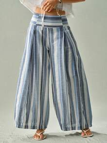 Quần ống rộng cạp cao xếp ly kiểu Bohemian màu xanh trắng kẻ sọc dọc, chất liệu cotton pha lanh, thiết kế lưng thun, dáng rộng và tôn dáng, phù hợp cho đi làm, mặc hàng ngày và đi nghỉ mát. - Xanh và trắng - Xem 4
