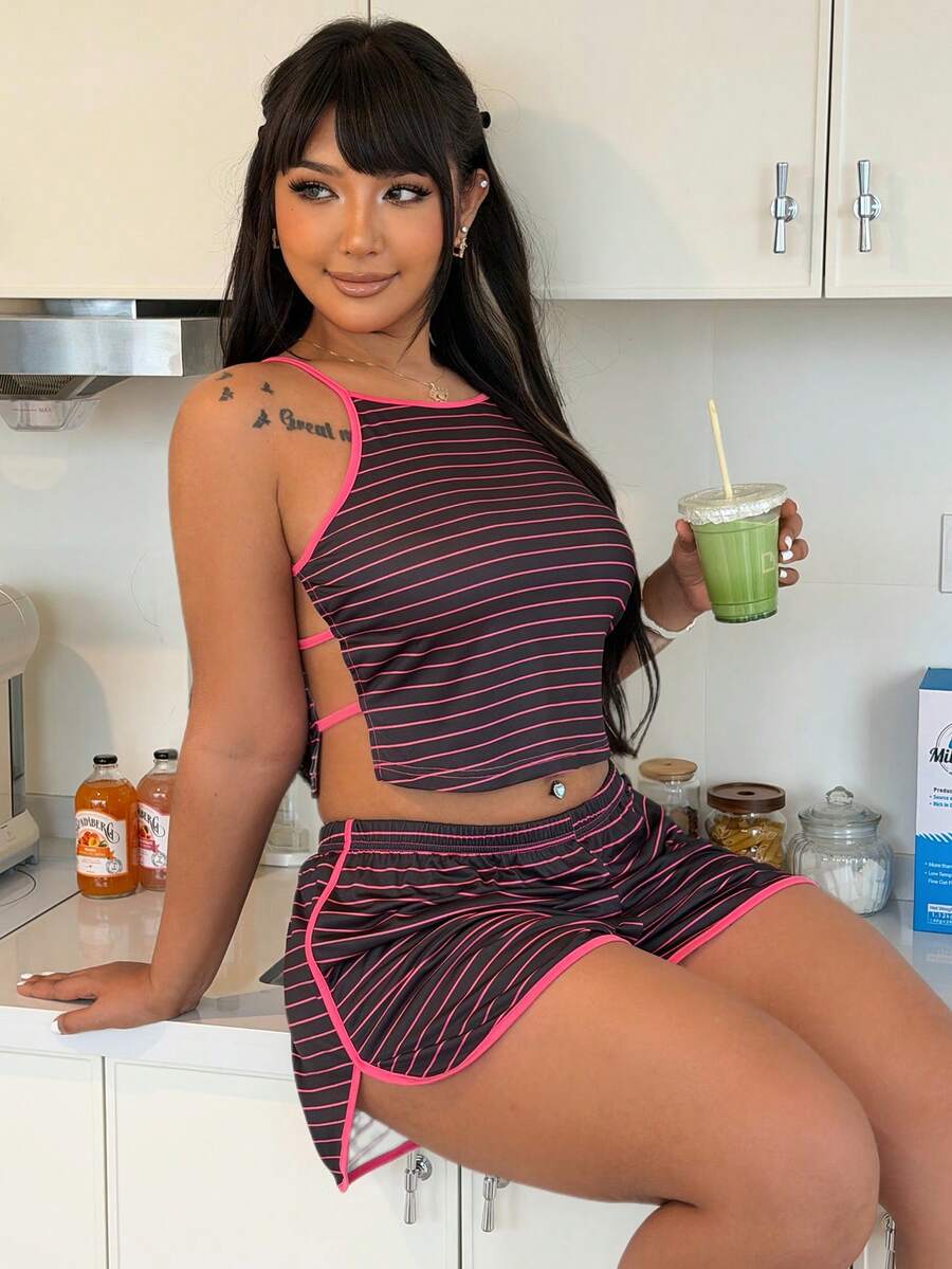 ZzzCrew Set Piyama Camisole & Celana Pendek Motif Garis-garis Berongga Ukuran Besar - MultiWarna - View 1