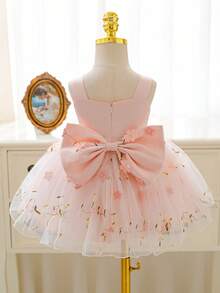 SHEIN Glamorique Kids 花童生日派对婚礼礼服，女童吊带杏色刺绣网纱连衣裙，后背蝴蝶结装饰，可爱蓬蓬裙摆，适合舞台表演、派对、拍照等场合，四季皆宜 - 粉色 - 查看 2