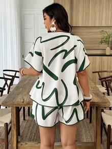 SHEIN Holidaya Plus Size Women's Abstract Line & Stripe Print Casual Vacation Short Sleeve Top And Shorts Set - Multicolor - View 2