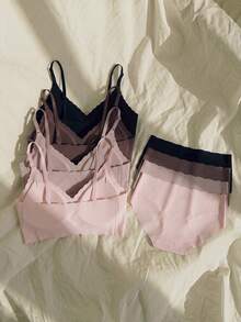 8pcs Comfortable Wave Hem Silicone Removable Strap Seamless Bra Set - Multicolor - View 2