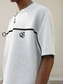 PAVTROS Young Street Style, Ribbon Design, Gothic Letter Print Grey Men T-Shirt Set Football - White - View 3
