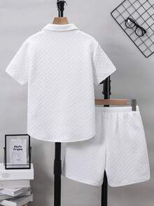 SHEIN 2件套/套 青少年男童休闲百搭舒适 Polo 领开襟宽松短袖上衣和短裤两件套，适合春、夏、秋、冬季在学校、花园、海滩、生日等场合穿着。 - 白色 - 查看 2