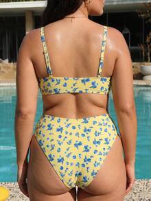 Swim Mod 2026 New Plus Size Ditsy Floral Bikini Set, Women Summer Beach Vacation Outfit - Multicolor - View 2
