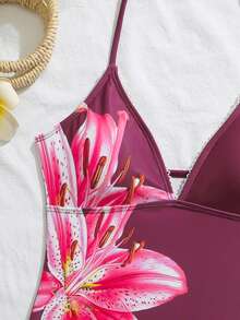 SHEIN 2件套少女碎花花瓣滚边弹力速干舒适针织泳衣套装，适合海滩、泳池、海边、冲浪、度假、夏季旅行。夏季女童泳装，比基尼吊带上衣，碎花比基尼泳衣，粉色花朵泳衣，粉色碎花吊带背心式泳衣，夏季泳装。 - 紫色 - 查看 5