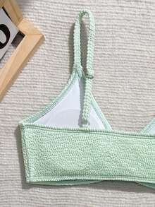 SHEIN 女孩可爱三件套泳衣，带披肩/荷叶边装饰，时尚休闲优雅泳装，适合游泳、夏季度假、海滩、泳池、假日派对。魅力十足的少女比基尼，适合11岁女孩的可爱两件套泳衣。少女泳装两件套，适合少女的可爱沙滩上衣和下装，比基尼套装，适合女孩的泳衣，适合少女的比基尼，适合少女的泳衣，适合少女的沙滩装，泳衣，女孩泳衣，比基尼套装，女孩夏季度假服装，春夏精选。 - 綠色 - 查看 4