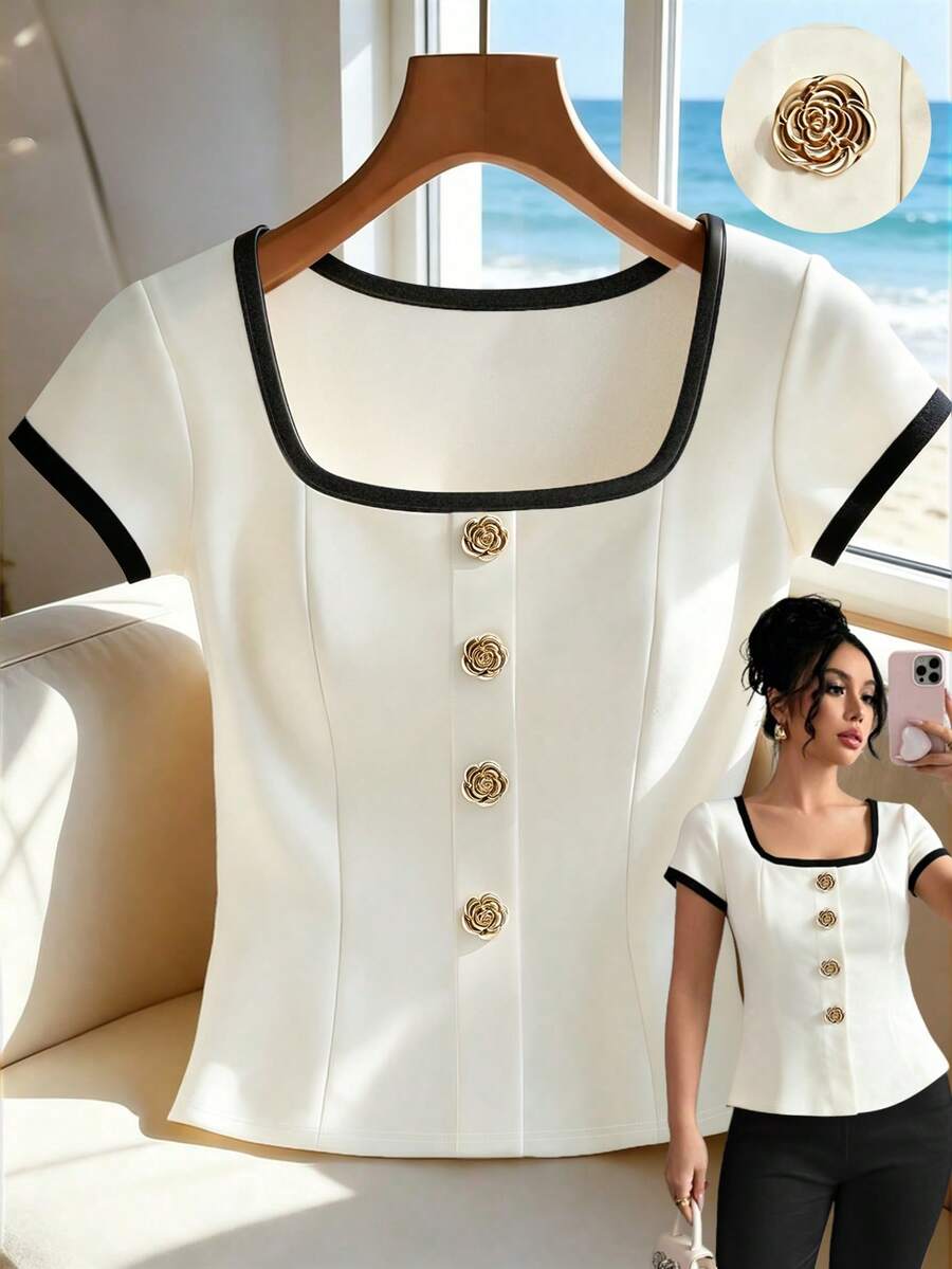 Qadelle Camiseta feminina listrada em preto e branco com decote quadrado, botões metálicos em cores contrastantes e modelagem que valoriza a cintura, ideal para férias, passeios e festas. Perfeita para a primavera/verão. - Multicolorido - Ver 1