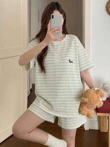 Women's Summer Cute Cartoon Striped Print Half-Button Loose Shoulder Blouse And Shorts Pajama Set - Green - View 10