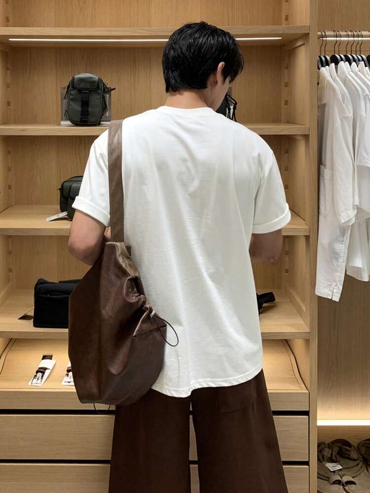 Men's Short Sleeve T-Shirt With Label Design And Shorts Set