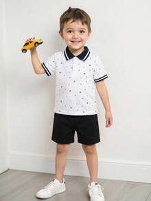 SHEIN Streecool Kids 小男孩 Polo 衫，白色夏季家庭度假套裝，小鳥、帆船、棕櫚樹印花，羅紋領，對比袖口，海灘度假風 - 白色 - 查看 3