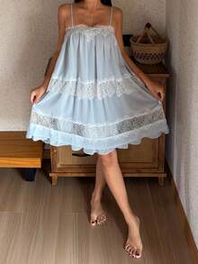 DAZY 度假浪漫對比色蕾絲拼接層次荷葉邊細肩帶女款睡裙 夏季睡衣 - 淺藍色 - 查看 6