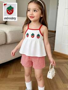 SHEIN Elladie kids 女童草莓圖案細肩帶上衣與貼布短褲 2 件套，夏季親子度假套裝，柔軟梭織休閒服 - 紅色 - 查看 9