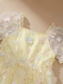 SHEIN Glamorique Kids 1件女童甜美薄纱裙连衣裙，黄色花瓣袖公主风碎花网纱连衣裙，适合派对装扮和夏季穿着 - 黃色 - 查看 6