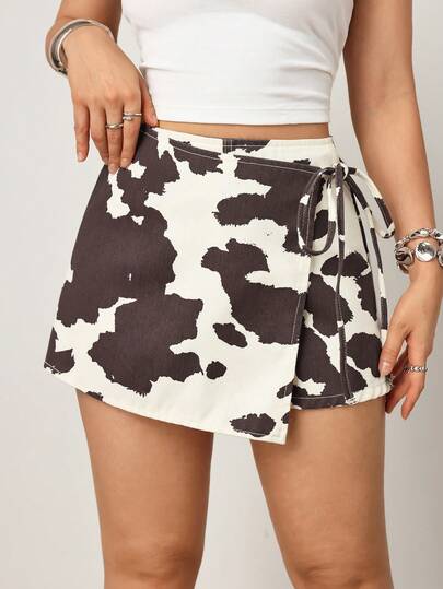 SHEIN PETITE 女士奶牛纹系带牛仔裙短裤