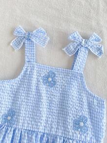 SHEIN Playful Pals 2件套女婴幼儿/新生儿0-3岁休闲日常可爱度假条纹蝴蝶结装饰吊带背心+短裤套装，春夏款 - 藍色 - 查看 5