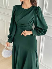Modelyn 女士纯色圆领灯笼袖褶皱优雅中长连衣裙，秋季长款晚礼服 - 墨綠色 - 查看 4